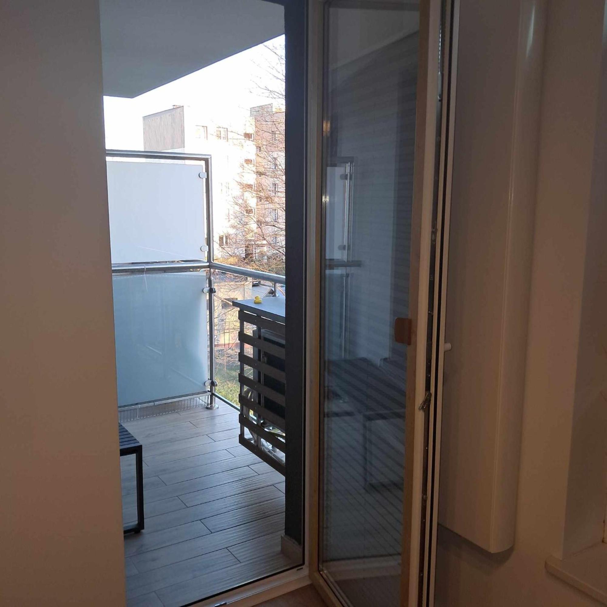 Apartament Julia 1-4 Os Starowapiennikowa 42A Z Balkonem Ze Sniadaniem Kontynentalnym Kielce Exterior foto